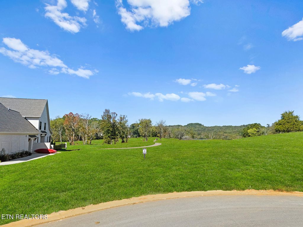 Photo of 5319 Old Club Rd, Loudon, TN 37774 (MLS # 1319063)