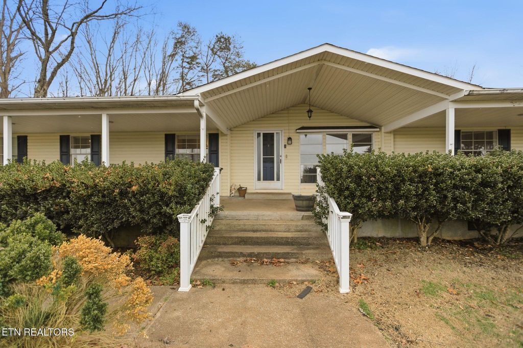 Photo of 8235 Greenwell Rd, Knoxville, TN 37938 (MLS # 1330508)