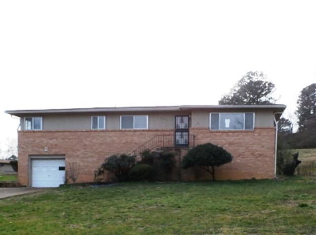 Photo 1 of 17 — 3902 Melinda Circle, Chattanooga, TN 37416