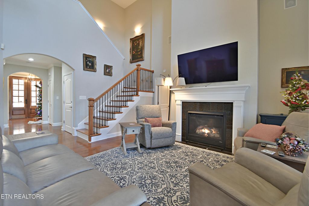 Photo of 10111 Autumn Valley Lane, Knoxville, TN 37922 (MLS # 1324440)