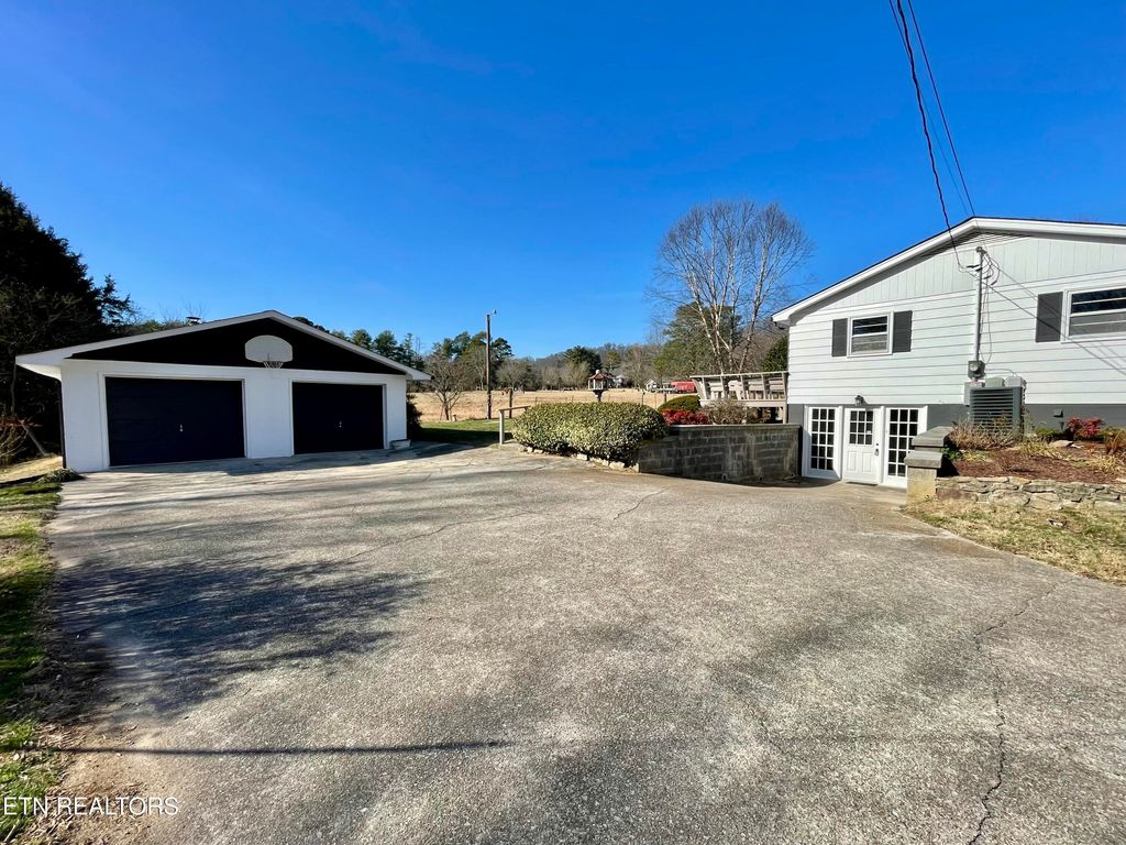 Photo of 6801 Henegar Rd, Corryton, TN 37721 (MLS # 1327272)