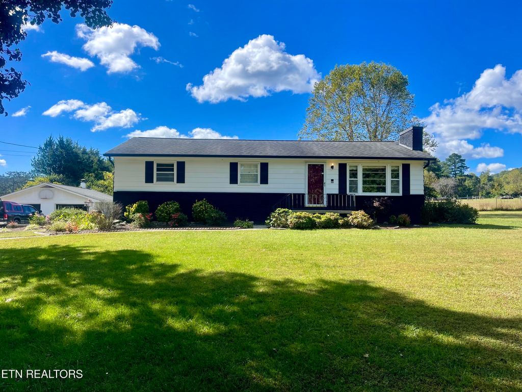 Photo of 6801 Henegar Rd, Corryton, TN 37721 (MLS # 1327272)