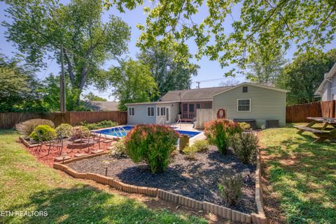 Tiny photo for 2311 Fair Drive, Knoxville, TN 37918 (MLS # 1338244)
