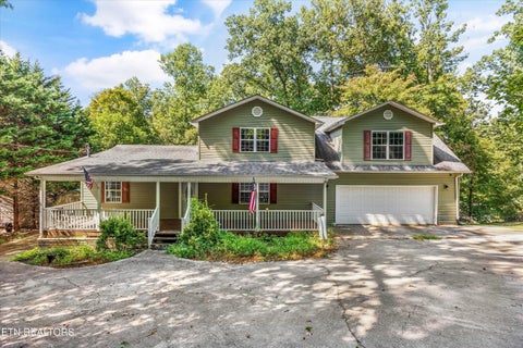 Photo of 243 Mountain Lake Drive, Rocky Top, TN 37769 (MLS # 1356644)
