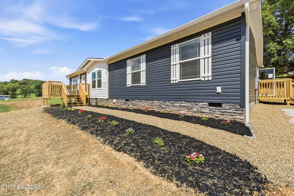 Photo of 160 Copenhaver Rd, Lenoir City, TN 37771 (MLS # 1344637)