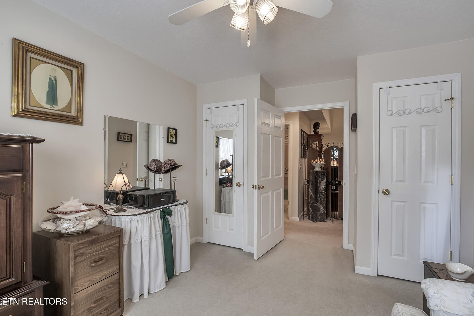 Loudon, Tennessee 37774, United States, 2 Bedrooms Bedrooms, ,2 BathroomsBathrooms,Residential,Active,93836