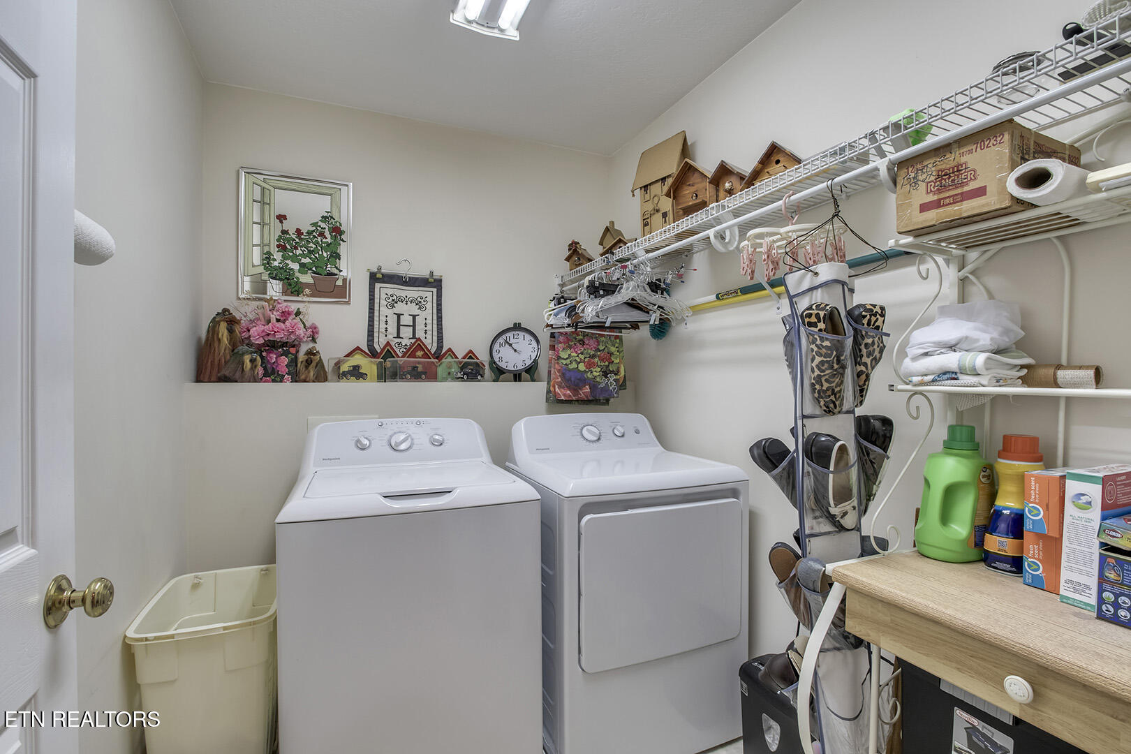 Loudon, Tennessee 37774, United States, 2 Bedrooms Bedrooms, ,2 BathroomsBathrooms,Residential,Active,93836