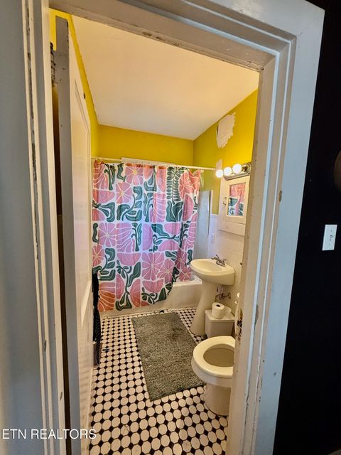 Tiny photo for 1701 Branson Ave, Knoxville, TN 37917 (MLS # 1324329)