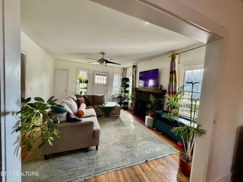 Tiny photo for 1701 Branson Ave, Knoxville, TN 37917 (MLS # 1324329)