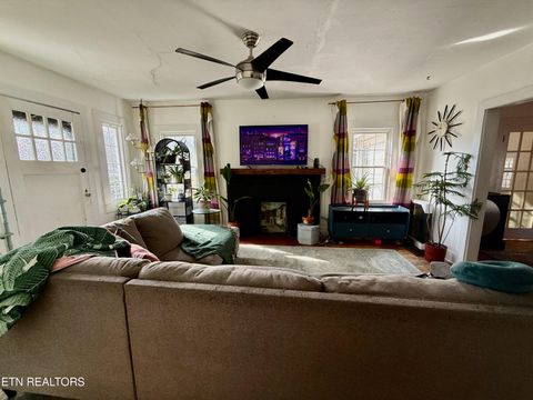 Tiny photo for 1701 Branson Ave, Knoxville, TN 37917 (MLS # 1324329)