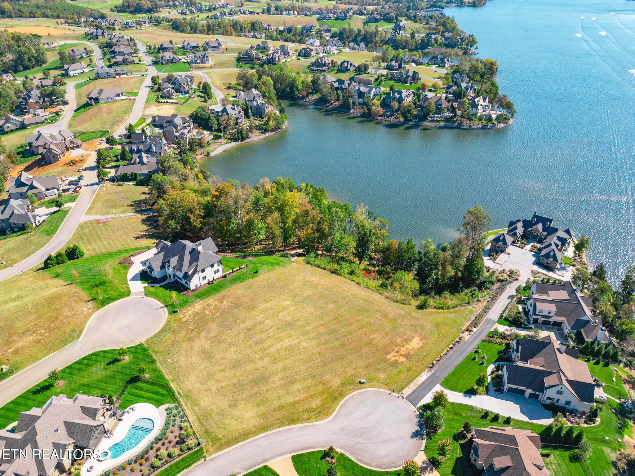 1199 Shadow Hill Drive