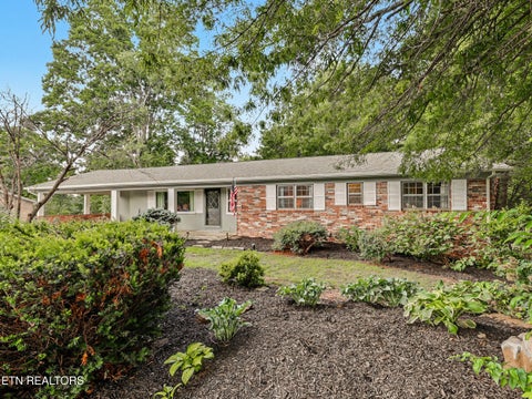 Photo of 874 W Cunningham St, Alcoa, TN 37701 (MLS # 1344458)