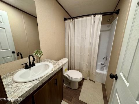 Tiny photo for 252 Ledgerwood Lane, Kingston, TN 37763 (MLS # 1324482)