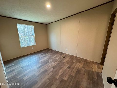 Tiny photo for 252 Ledgerwood Lane, Kingston, TN 37763 (MLS # 1324482)