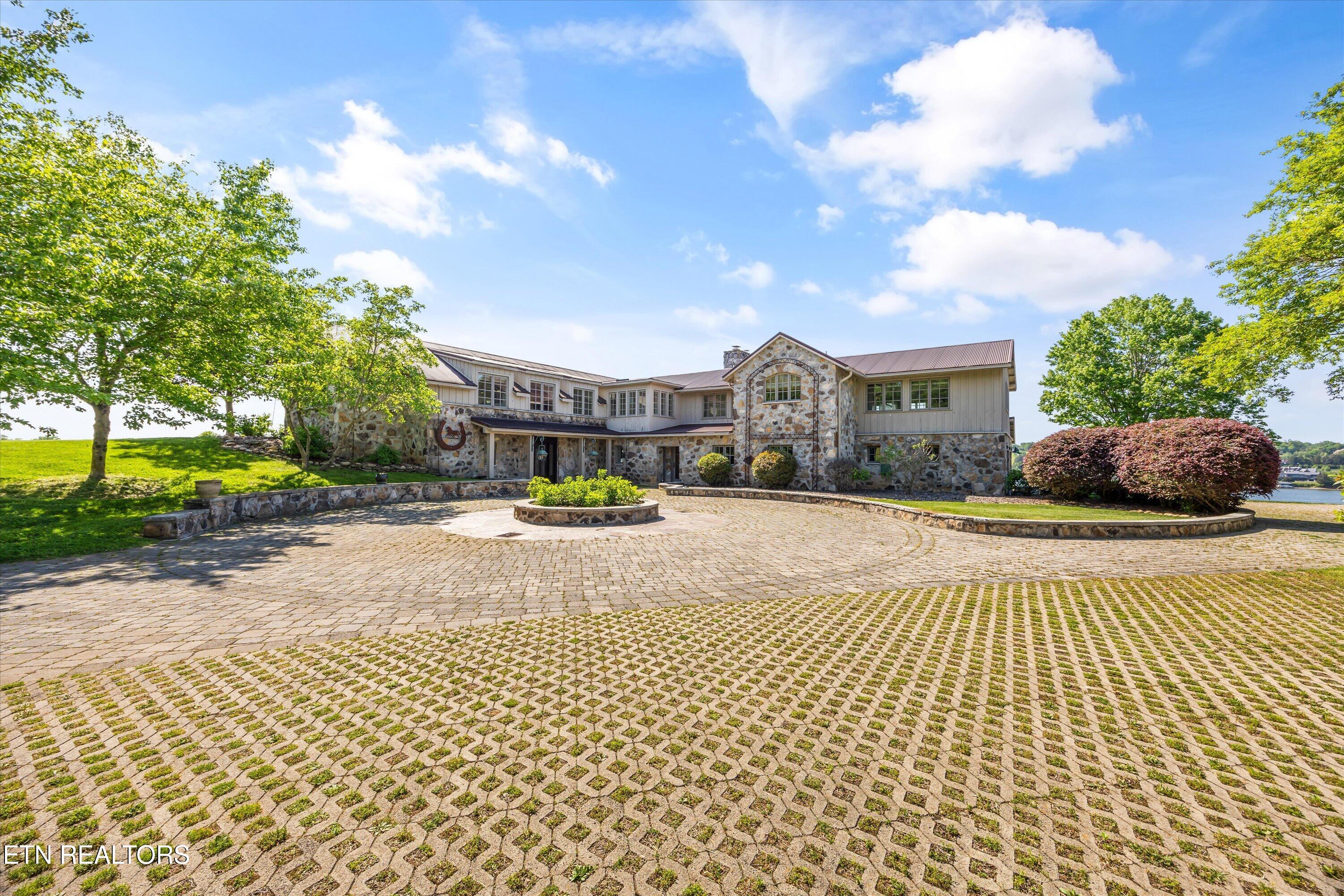 206 Osprey Point