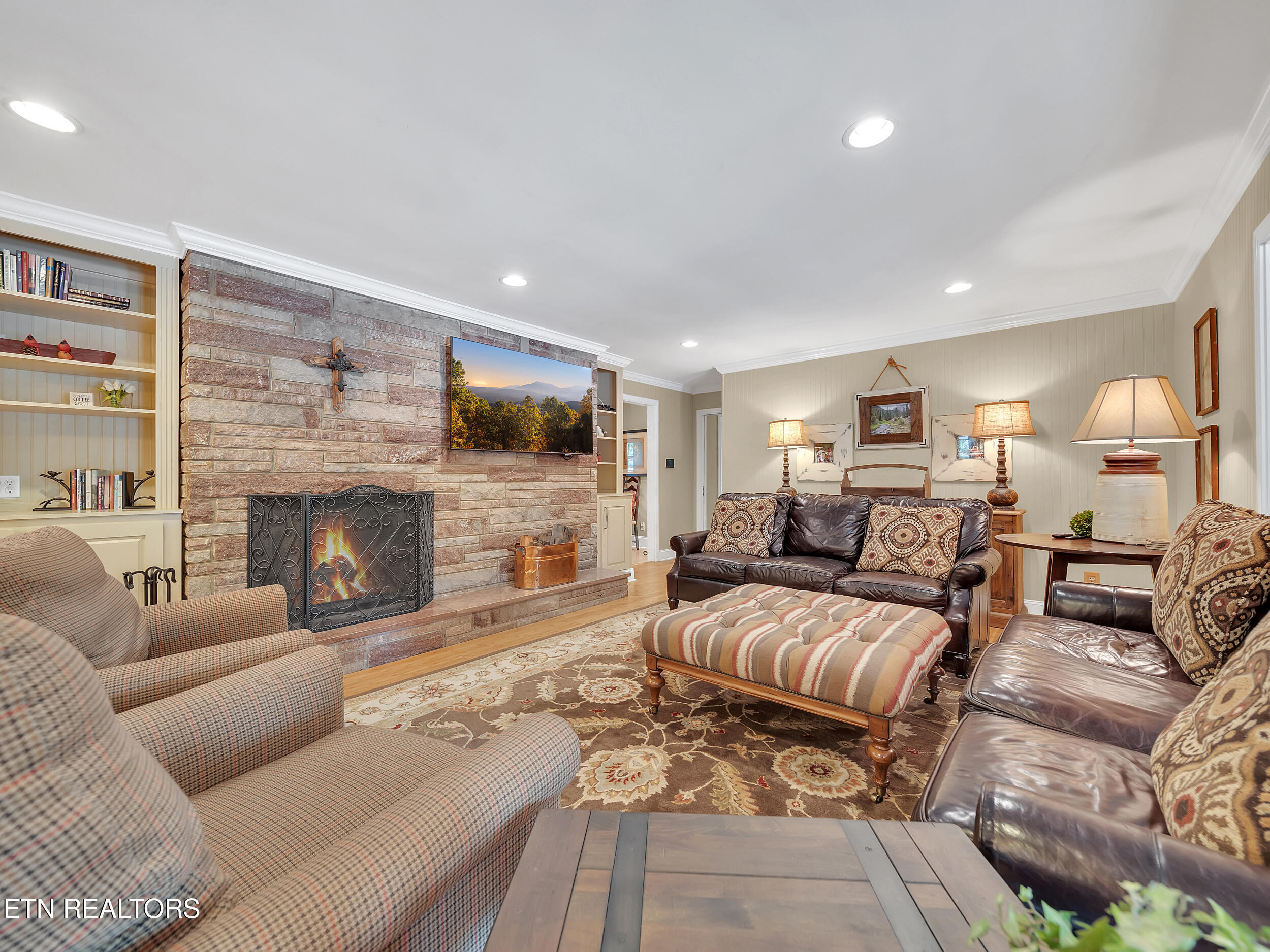 2006 Southwood Drive
