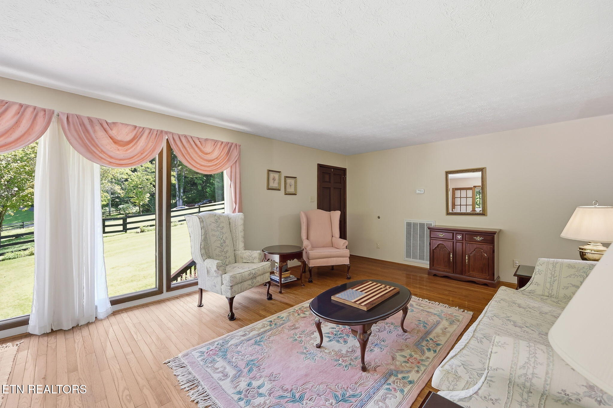 973 Ridge Circle Rd