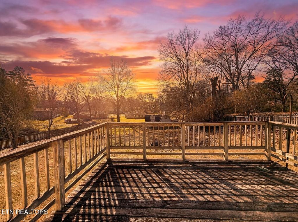 Photo of 6013 Pamela Lane, Knoxville, TN 37920 (MLS # 1324146)