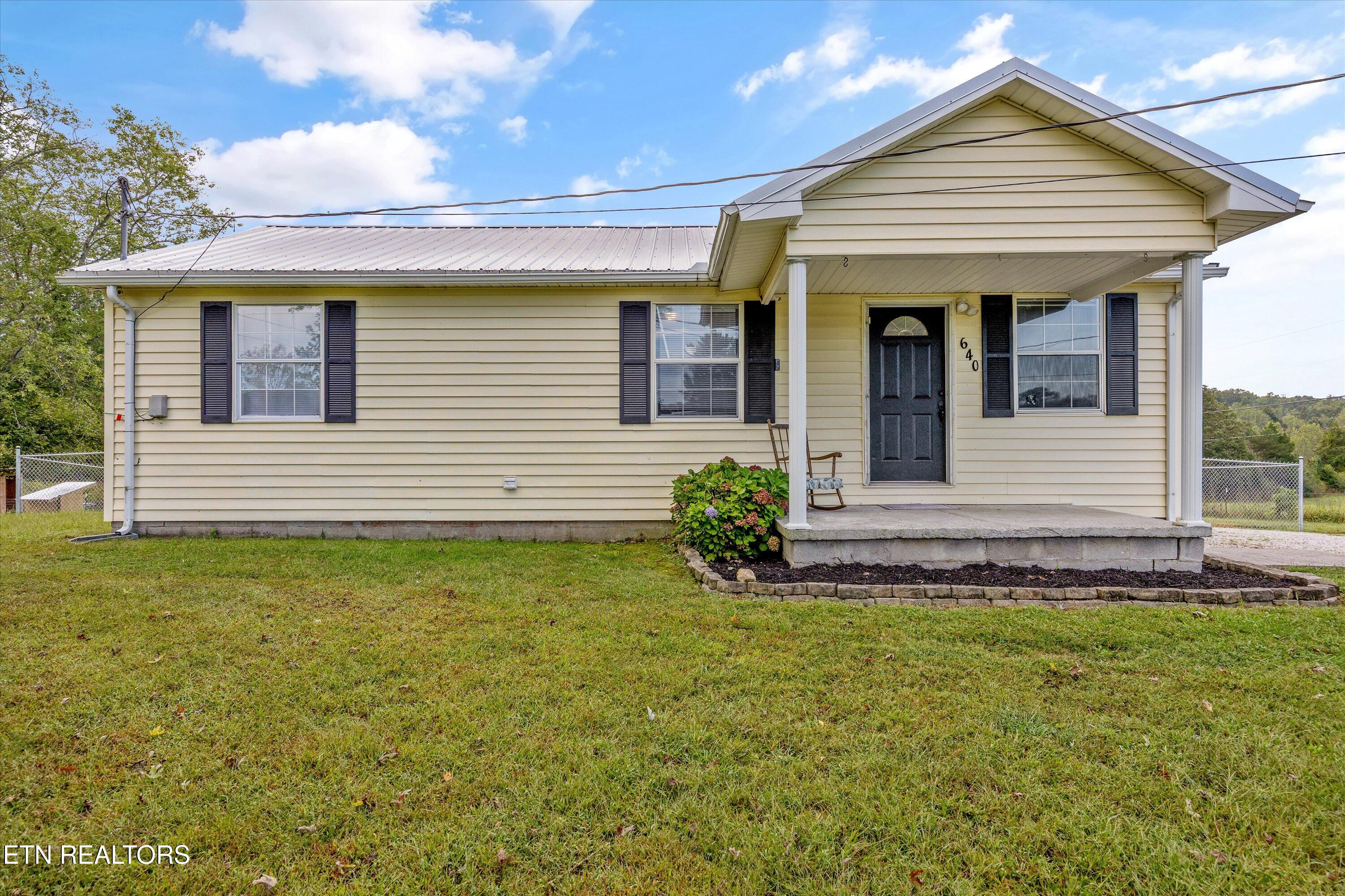 01-640 Camp Ridge Rd -01
