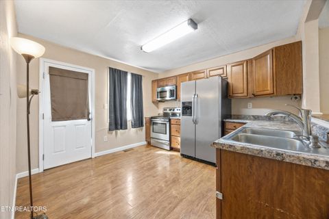Tiny photo for 640 Camp Ridge Rd, LaFollette, TN 37766 (MLS # 1317041)