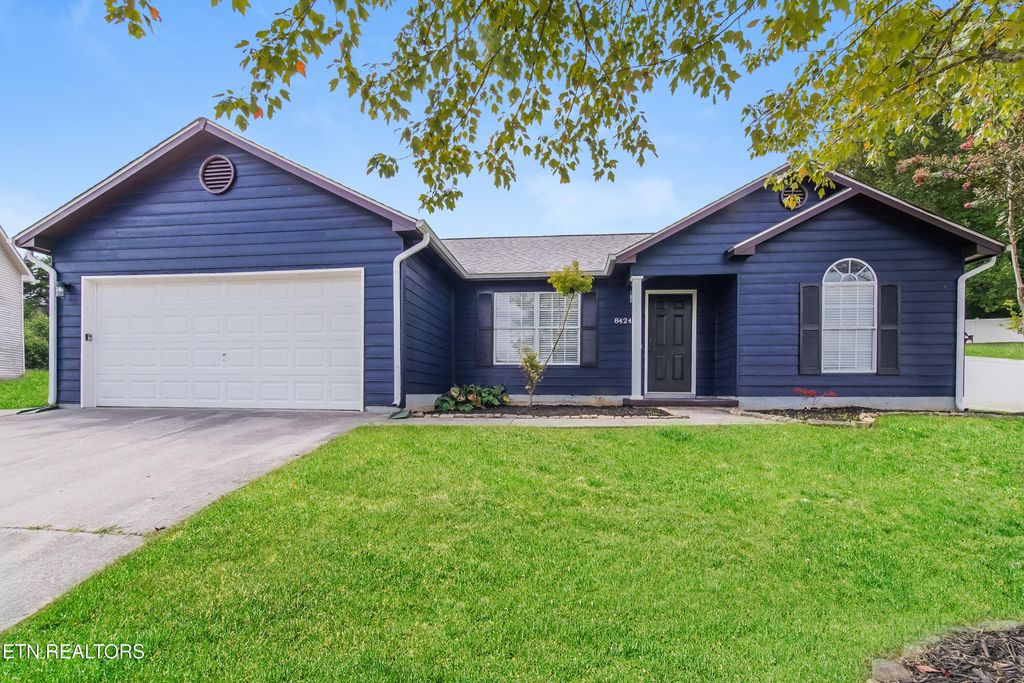 Photo of 8424 Gardenside Lane, Powell, TN 37849 (MLS # 1314203)