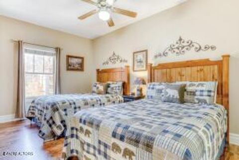 Tiny photo for 215 Woliss Lane Units 209, 312,510 Lane, Gatlinburg, TN 37738 (MLS # 1329306)