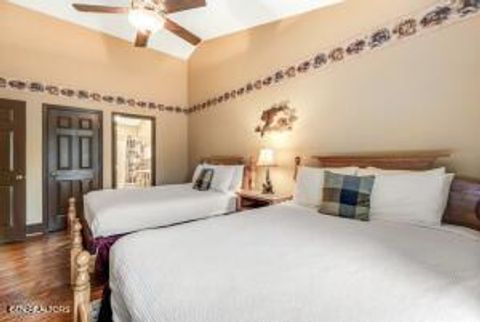 Tiny photo for 215 Woliss Lane Units 209, 312,510 Lane, Gatlinburg, TN 37738 (MLS # 1329306)