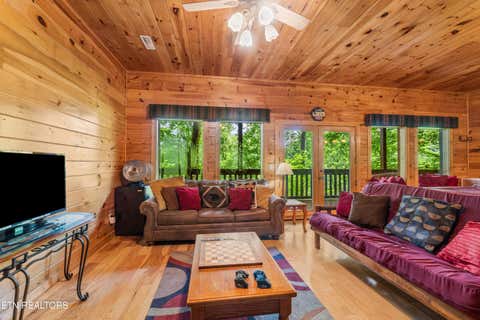 Tiny photo for 2810 Ridge Creek Circle, Sevierville, TN 37876 (MLS # 1349710)