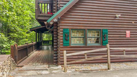 Tiny photo for 2810 Ridge Creek Circle, Sevierville, TN 37876 (MLS # 1349710)
