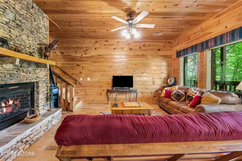 Tiny photo for 2810 Ridge Creek Circle, Sevierville, TN 37876 (MLS # 1349710)