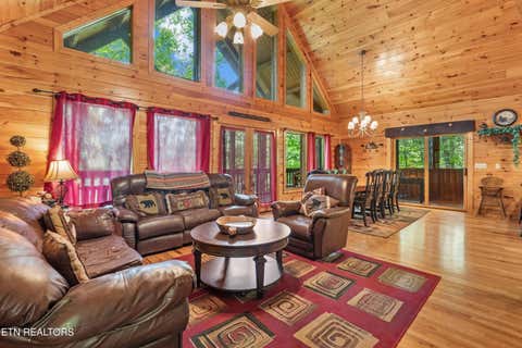Tiny photo for 2810 Ridge Creek Circle, Sevierville, TN 37876 (MLS # 1349710)