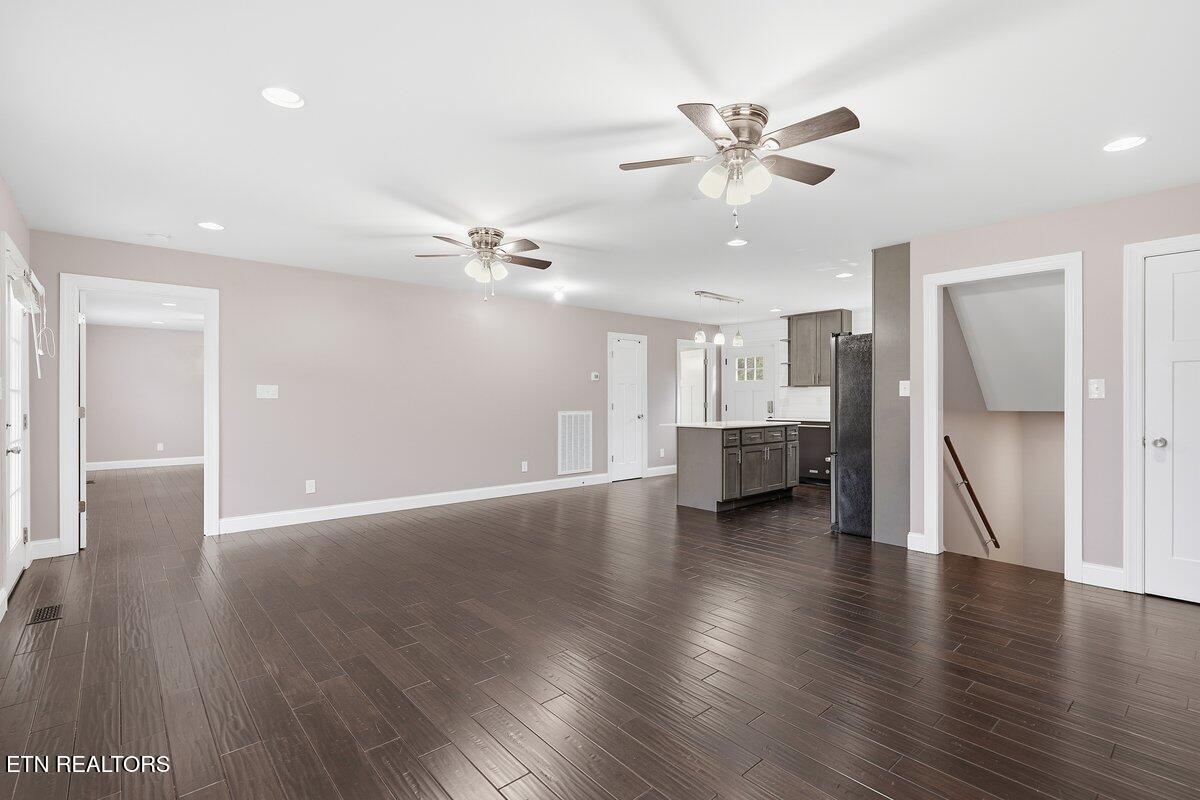 261 E Leatherwood Drive