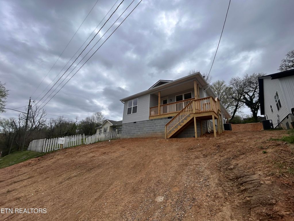 Photo of 3904 Lilac Ave, Knoxville, TN 37914 (MLS # 1335027)