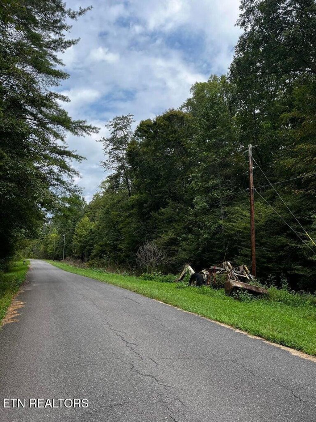 Photo of 000 Three Point Rd Rd, Madisonville, TN 37354 (MLS # 1287945)