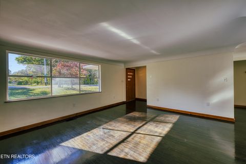 Tiny photo for 324 Mayflower Drive, Knoxville, TN 37920 (MLS # 1319474)