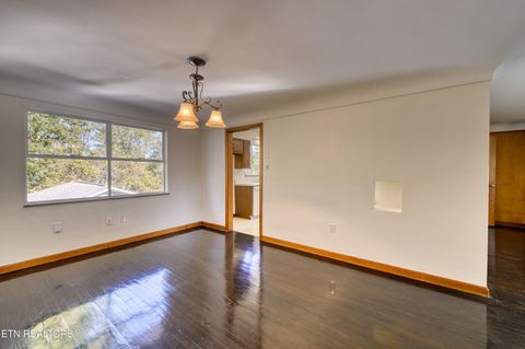 Tiny photo for 324 Mayflower Drive, Knoxville, TN 37920 (MLS # 1319474)