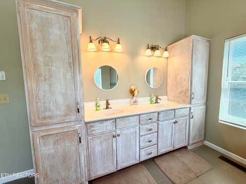 Tiny photo for 1225 Paradise Lane, Dandridge, TN 37725 (MLS # 1349779)