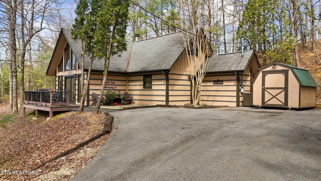 Photo of 1639 Joshua Way, Sevierville, TN 37876 (MLS # 1332097)