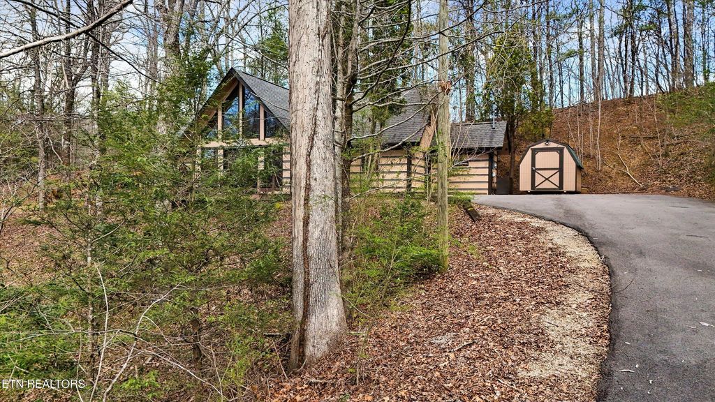 Photo of 1639 Joshua Way, Sevierville, TN 37876 (MLS # 1332097)