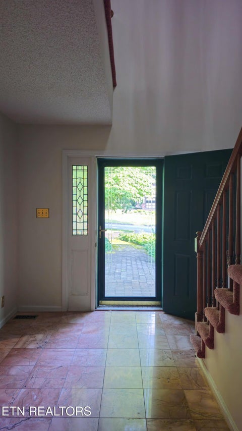 Tiny photo for 111 Claremont Rd, Oak Ridge, TN 37830 (MLS # 1350255)