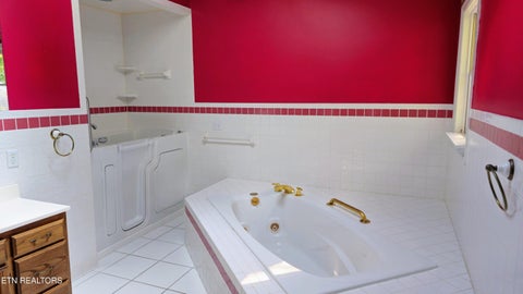 Tiny photo for 111 Claremont Rd, Oak Ridge, TN 37830 (MLS # 1350255)