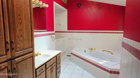 Tiny photo for 111 Claremont Rd, Oak Ridge, TN 37830 (MLS # 1350255)