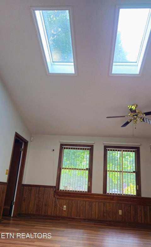 Tiny photo for 111 Claremont Rd, Oak Ridge, TN 37830 (MLS # 1350255)