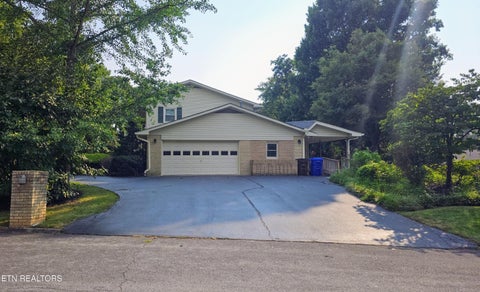 Tiny photo for 111 Claremont Rd, Oak Ridge, TN 37830 (MLS # 1350255)