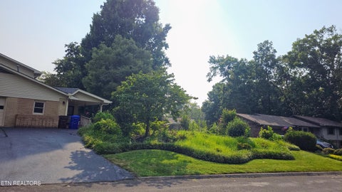 Tiny photo for 111 Claremont Rd, Oak Ridge, TN 37830 (MLS # 1350255)