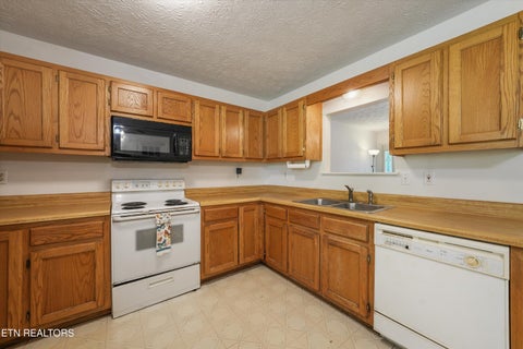 Tiny photo for 175 Alpine Drive, Lenoir City, TN 37771 (MLS # 1360029)