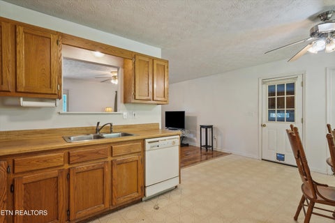 Tiny photo for 175 Alpine Drive, Lenoir City, TN 37771 (MLS # 1360029)