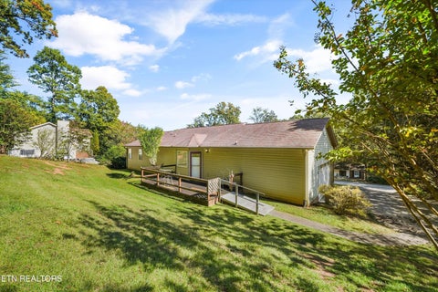 Tiny photo for 175 Alpine Drive, Lenoir City, TN 37771 (MLS # 1360029)