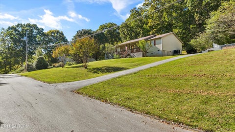Tiny photo for 175 Alpine Drive, Lenoir City, TN 37771 (MLS # 1360029)