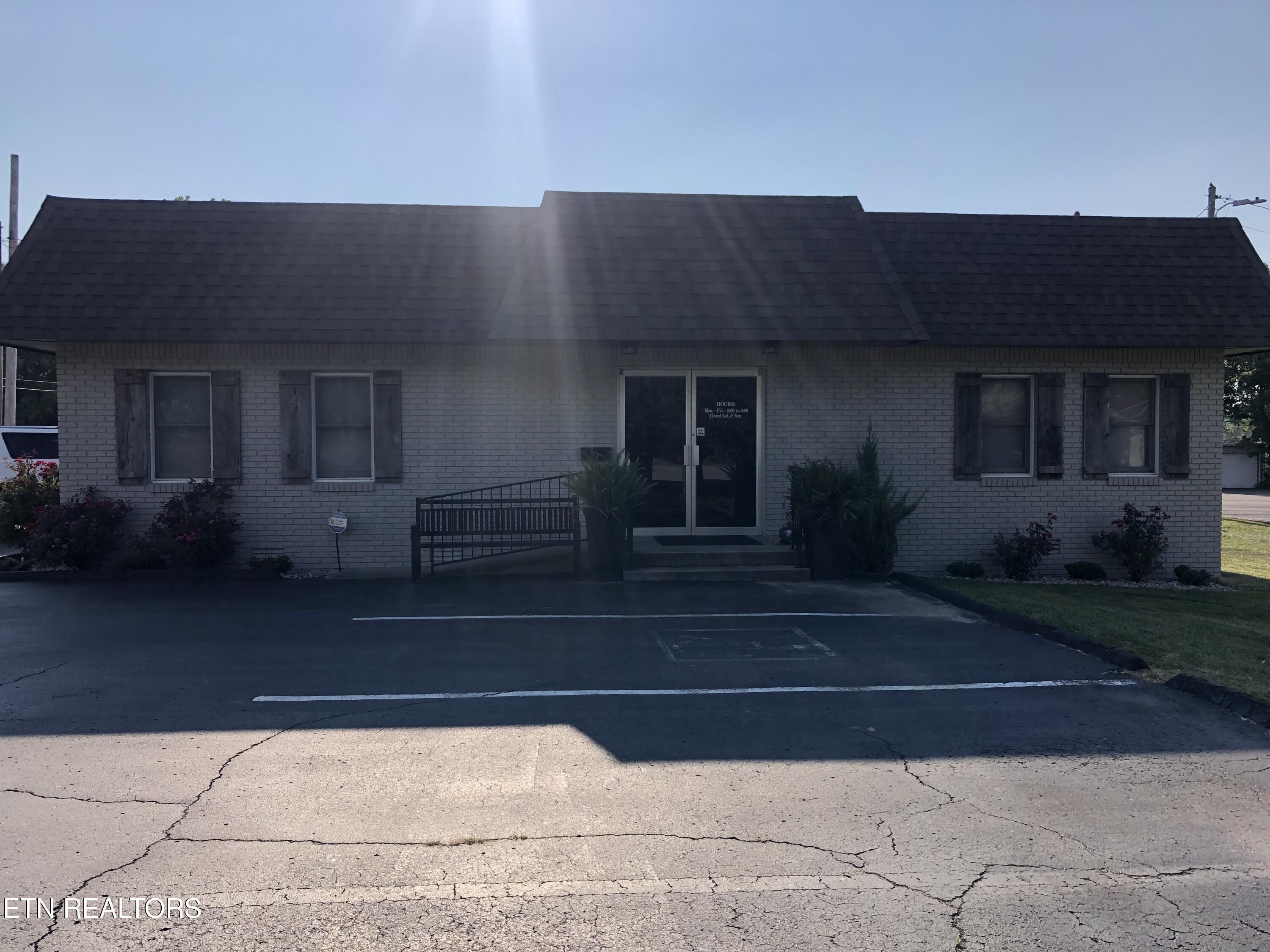 239 S Main St